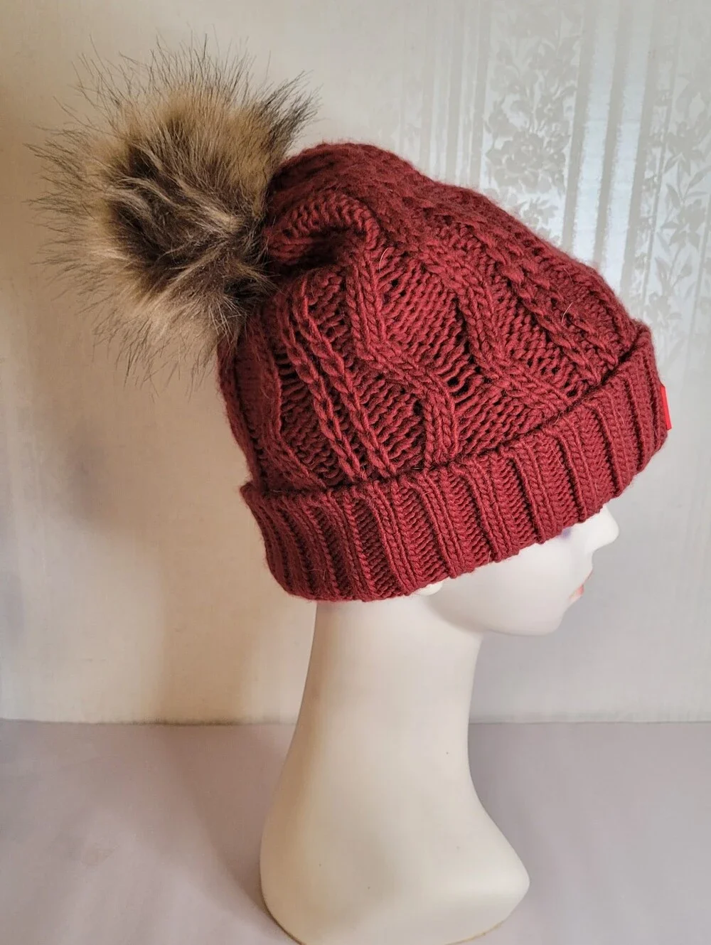 Hunter Cable Knit Pom Pom Beanie
